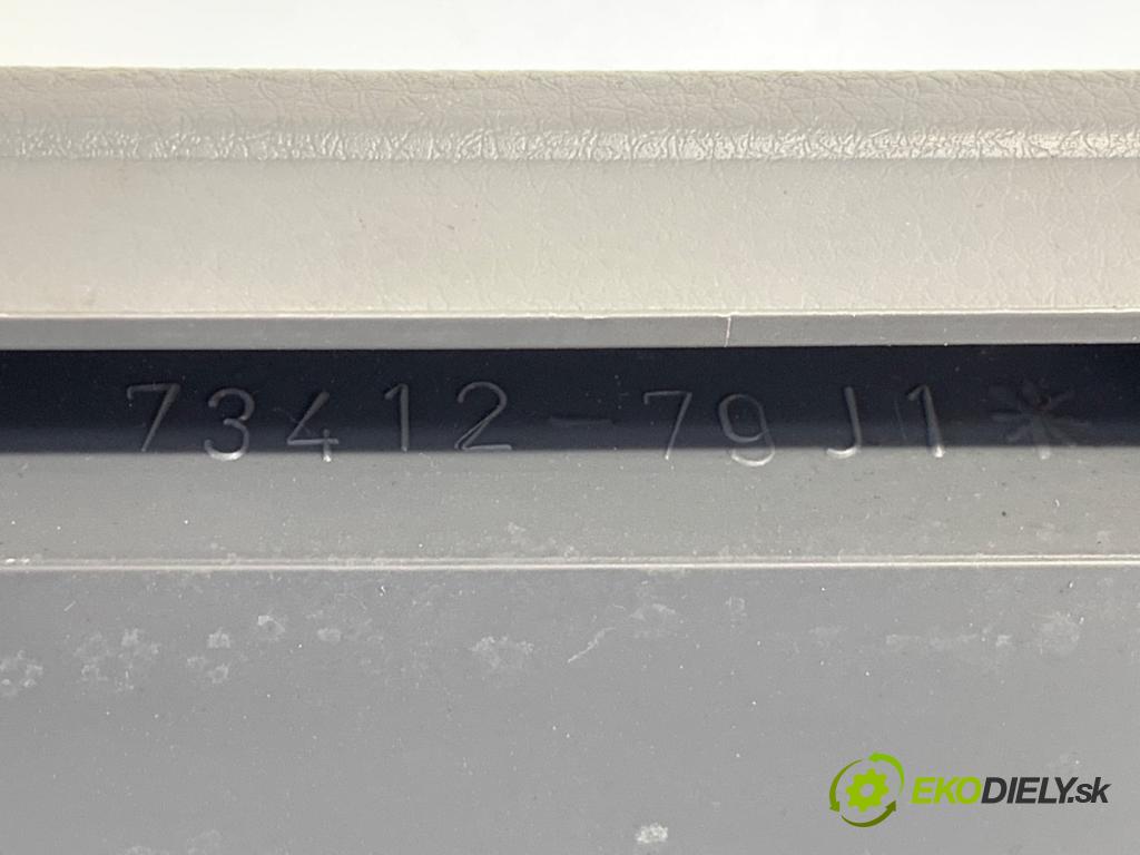SUZUKI SX4 liftback 2007 79 kW 1.6 VVT (RW 416) 1586 Priehradka, kastlík spolujazdca 73412-79J1 (Priehradka (kastlík))