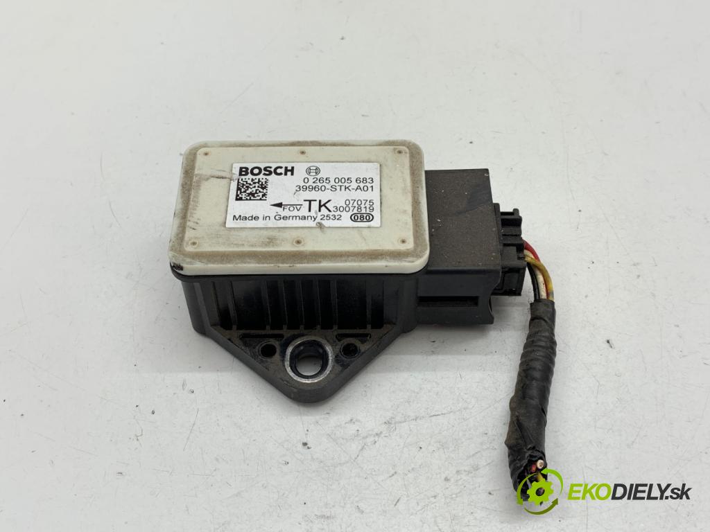 HONDA CR-V III SUV 2007 103 kW 2.2 i-CTDi 4WD (RE6) 2204 snímač ESP 39960-STK-A01