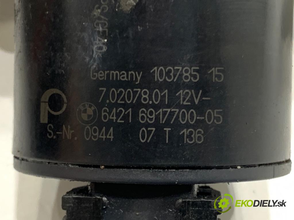 BMW E61 Kombi 2007 173 kW 530 d 2993 DALŠÍ: pumpa vody 6917700 (Vodní pumpa)