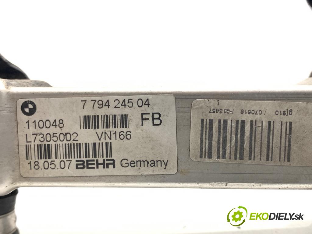 BMW E61 Kombi 2007 173 kW 530 d 2993 chladič EGR 7794245