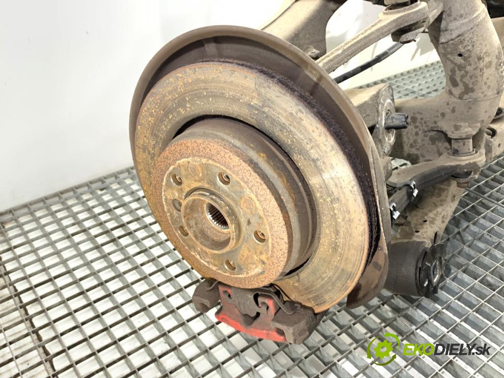 BMW E61 Kombi 2007 173 kW 530 d 2993 Výstuha zad 6770827