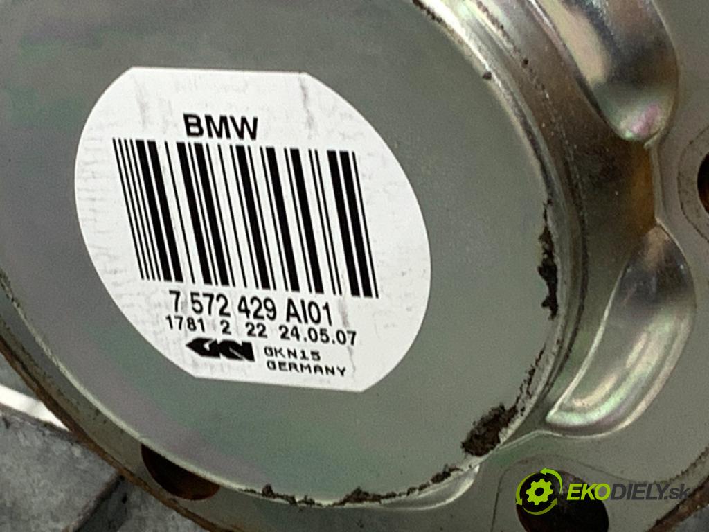 BMW E61 Kombi 2007 173 kW 530 d 2993 Poloos ľavy zad 7572429