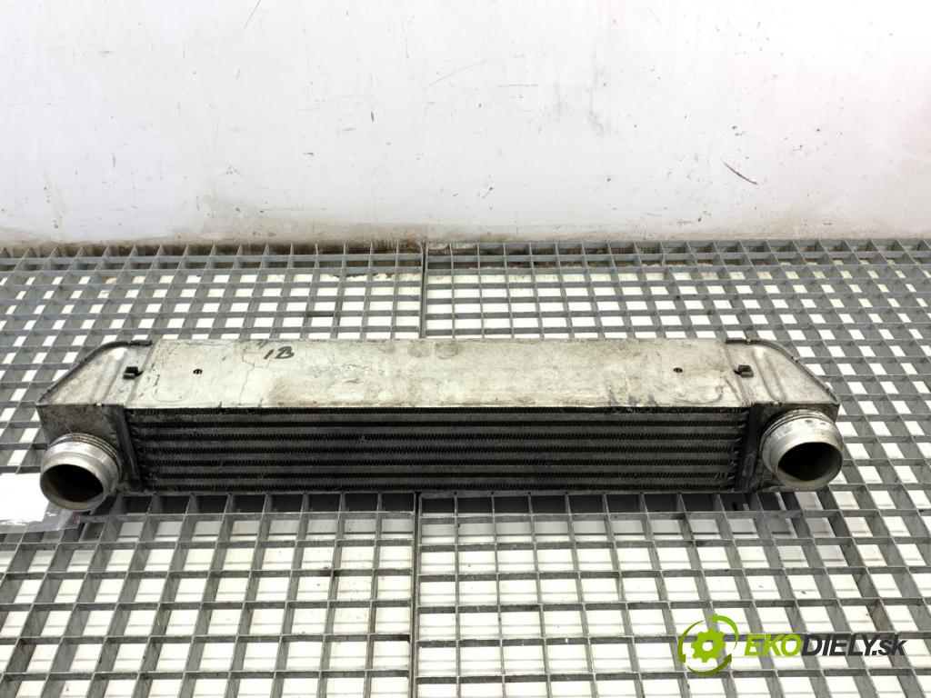BMW E61 Kombi 2007 173 kW 530 d 2993 intercooler 7795823 (Intercooler (chladič nasávaného vzduchu))