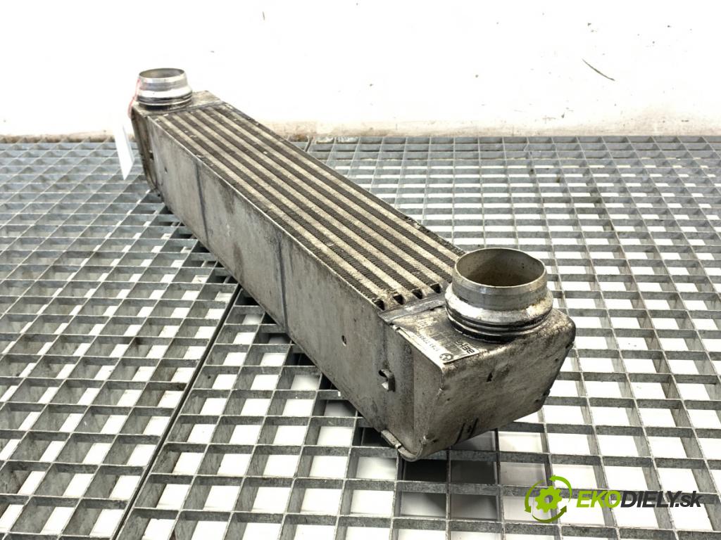 BMW E61 Kombi 2007 173 kW 530 d 2993 intercooler 7795823 (Intercooler (chladič nasávaného vzduchu))