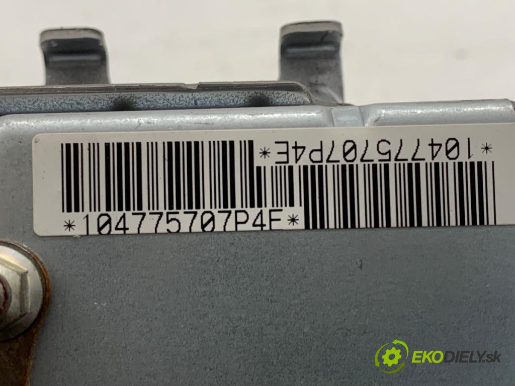 SUZUKI SX4 liftback 2007 79 kW 1.6 VVT (RW 416) 1586 AirBag spolujezdce 73920-79J00 (Airbag)
