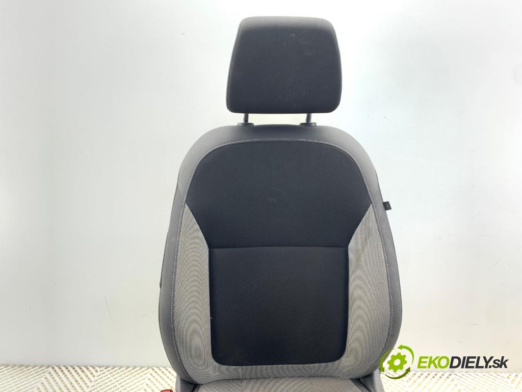 SKODA FABIA III liftback 2018 55 kW 1.0 999 sedadlo levý přední část
