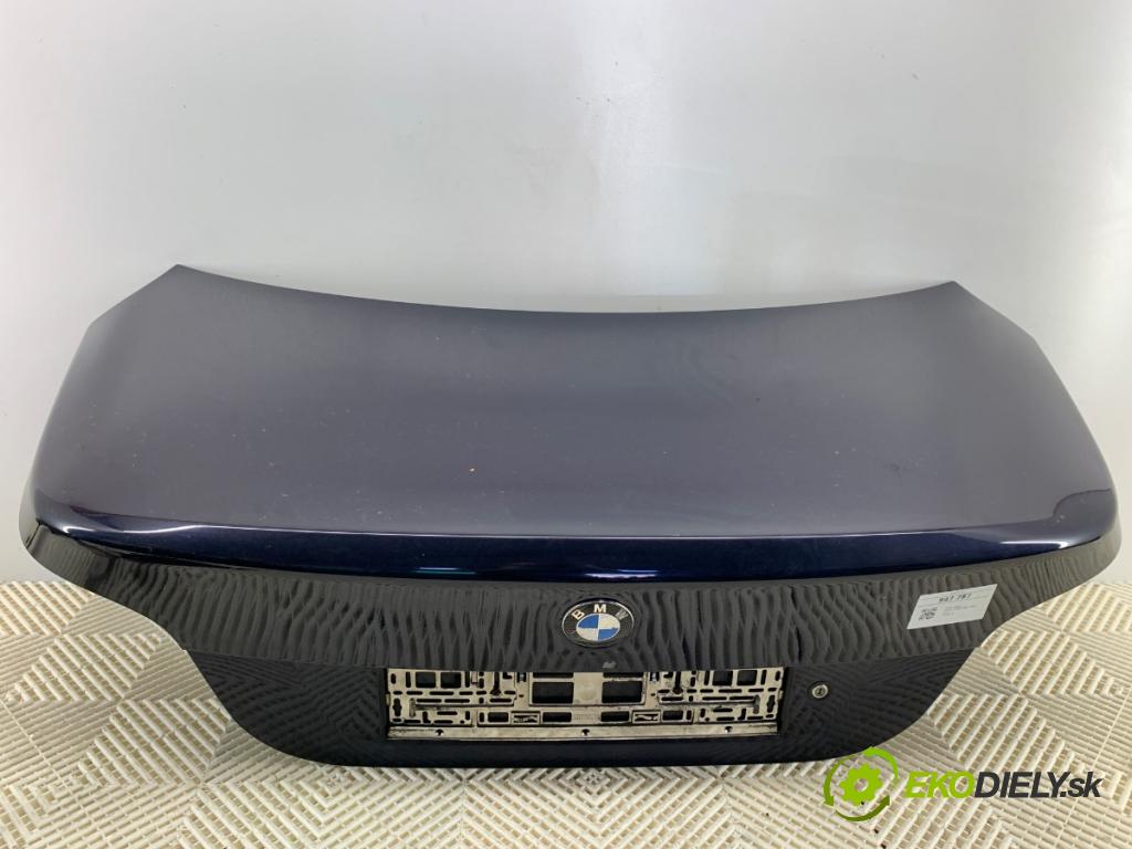 BMW E60 sedan 2004 160 kW 530 d 2993 kapota zad 