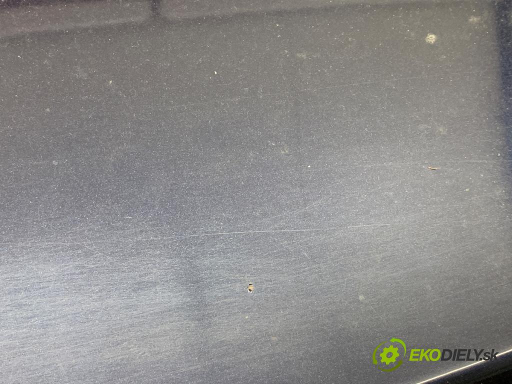 BMW E60 sedan 2004 160 kW 530 d 2993 kapota zad