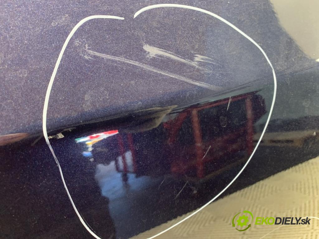 BMW E60 sedan 2004 160 kW 530 d 2993 dveře pravý zadní část