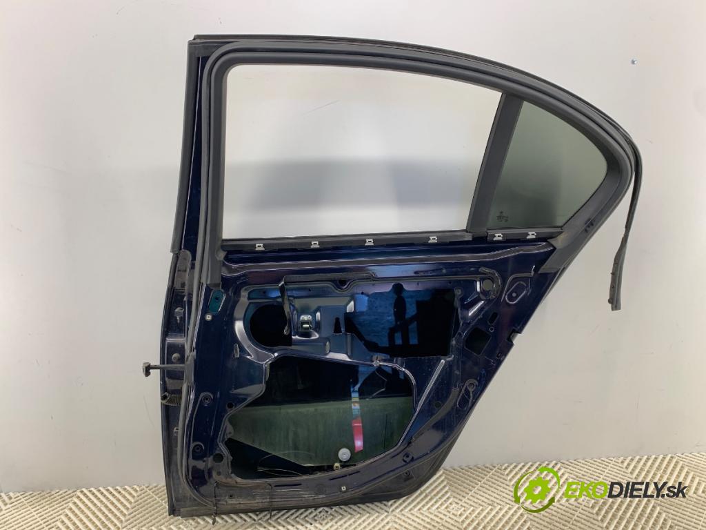 BMW E60 sedan 2004 160 kW 530 d 2993 dveře pravý zadní část