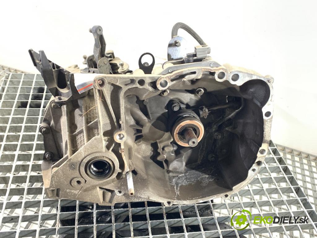 RENAULT CLIO IV liftback 2018 54 kW 1.2 16V 1149 Prevodovka 321014203R (Prevodovka)