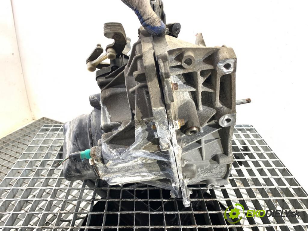 RENAULT CLIO IV liftback 2018 54 kW 1.2 16V 1149 Prevodovka 321014203R (Prevodovka)