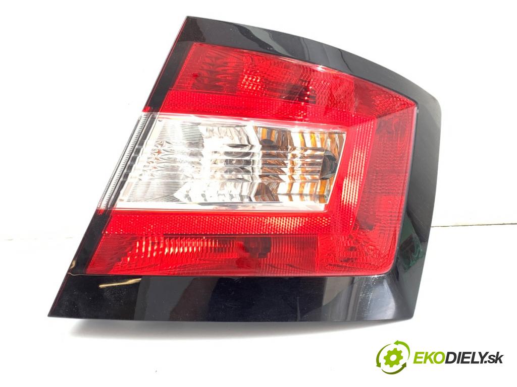 SKODA FABIA III liftback 2018 55 kW 1.0 999 Svetlo ľavy zad 6V6945112