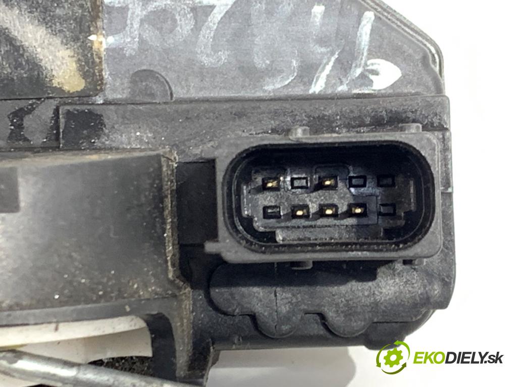 OPEL MOKKA SUV 2014 103 kW 1.4 (_76) 1364 zámok Dvere pravy predný 13579523