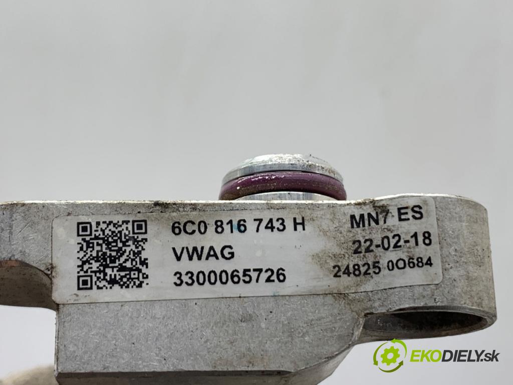 SKODA FABIA III liftback 2018 55 kW 1.0 999 rúrka klimatizace 6C0816743H (Trubka klimatizace)