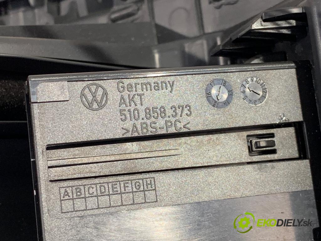 VW GOLF VII Kombi 2015 81 kW 1.6 TDI 1598 Priehradka, kastlík spolujazdca 517857097K (Priehradka (kastlík))