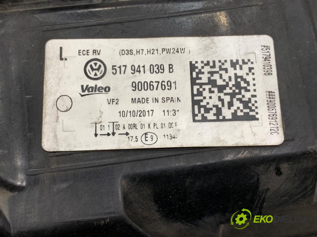 VW GOLF VII Kombi 2015 81 kW 1.6 TDI 1598 světlomet levý přední část 517941039B