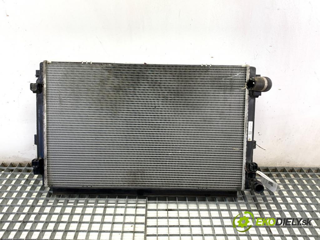 VW GOLF VII Kombi 2015 81 kW 1.6 TDI 1598 chladič vody 5Q0121251ER (Vodní chladič)