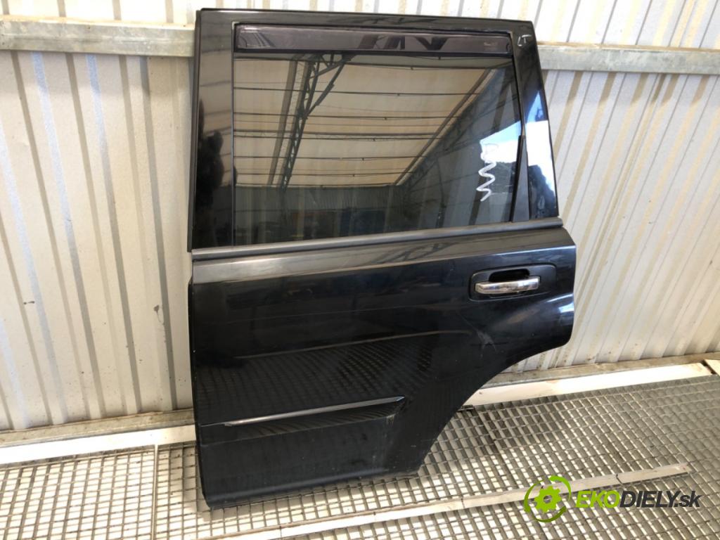 NISSAN X-TRAIL T30 SUV 2006 100 kW 2.2 dCi 4x4 2184 dveře levý zadní část 