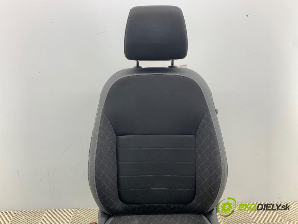 SKODA FABIA III liftback 2019 55 kW 1.0 999 sedadlo levý přední část