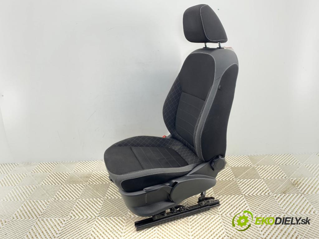 SKODA FABIA III liftback 2019 55 kW 1.0 999 sedadlo levý přední část