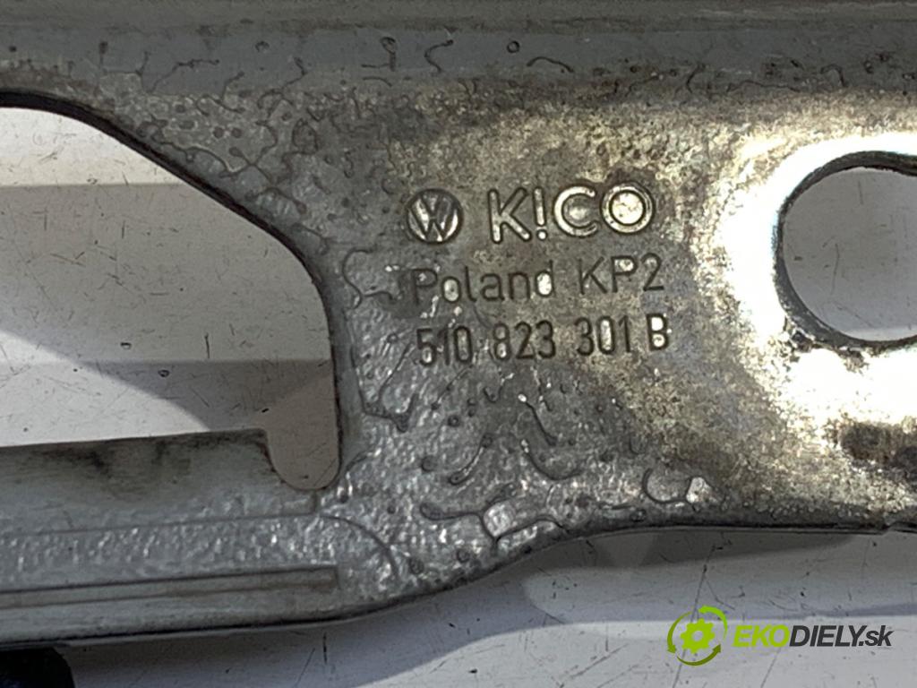 VW GOLF VII Kombi 2015 81 kW 1.6 TDI 1598 Záves kapoty ľavy predný 510823301B