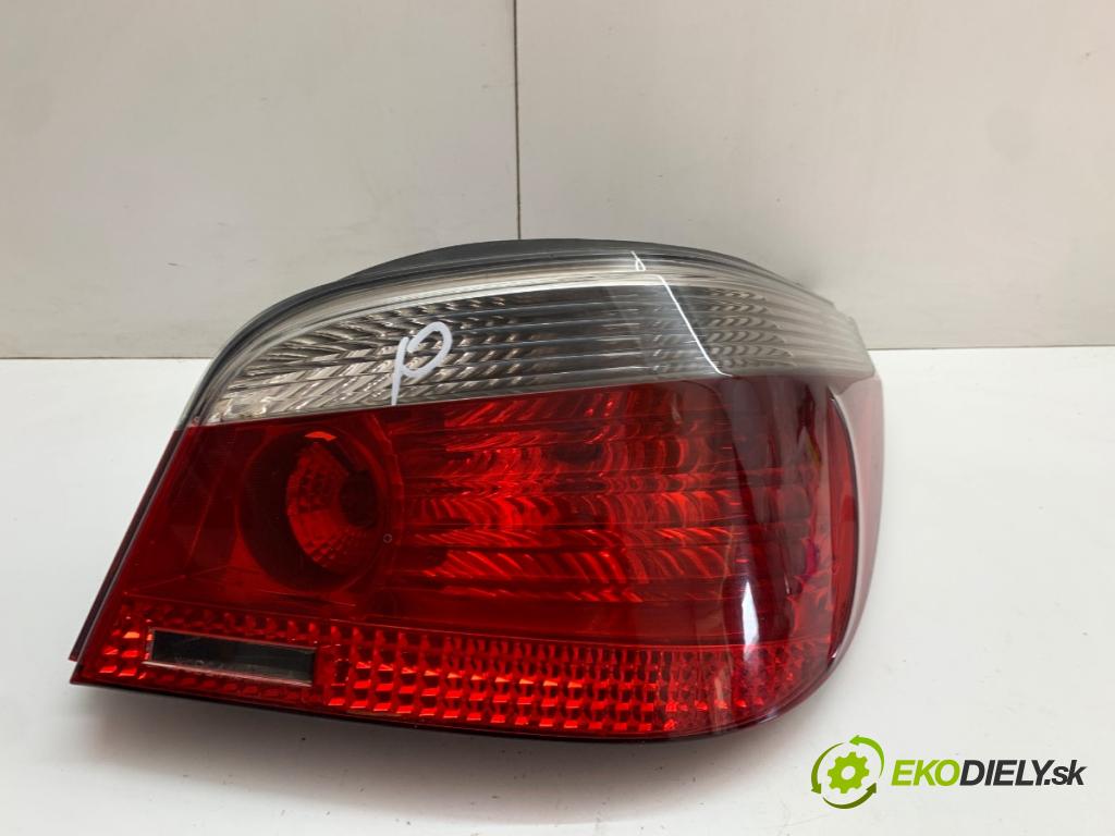 BMW E60 sedan 2004 160 kW 530 d 2993 Svetlo pravy zad 6910768