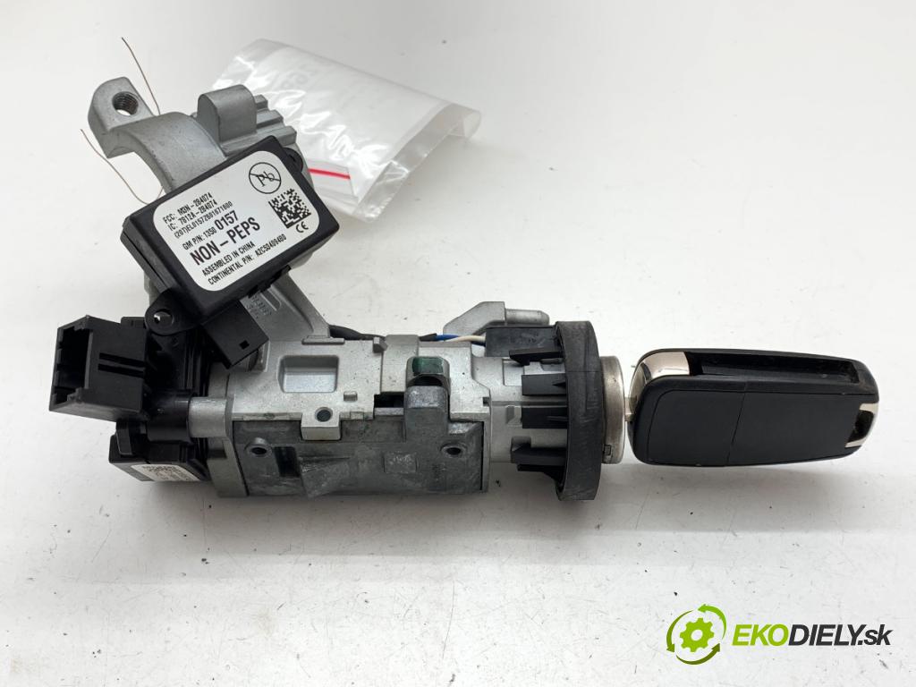OPEL ASTRA J liftback 2010 81 kW 1.7 CDTI (68) 1686 spinačka 20939745 (Spínacia skrinka)