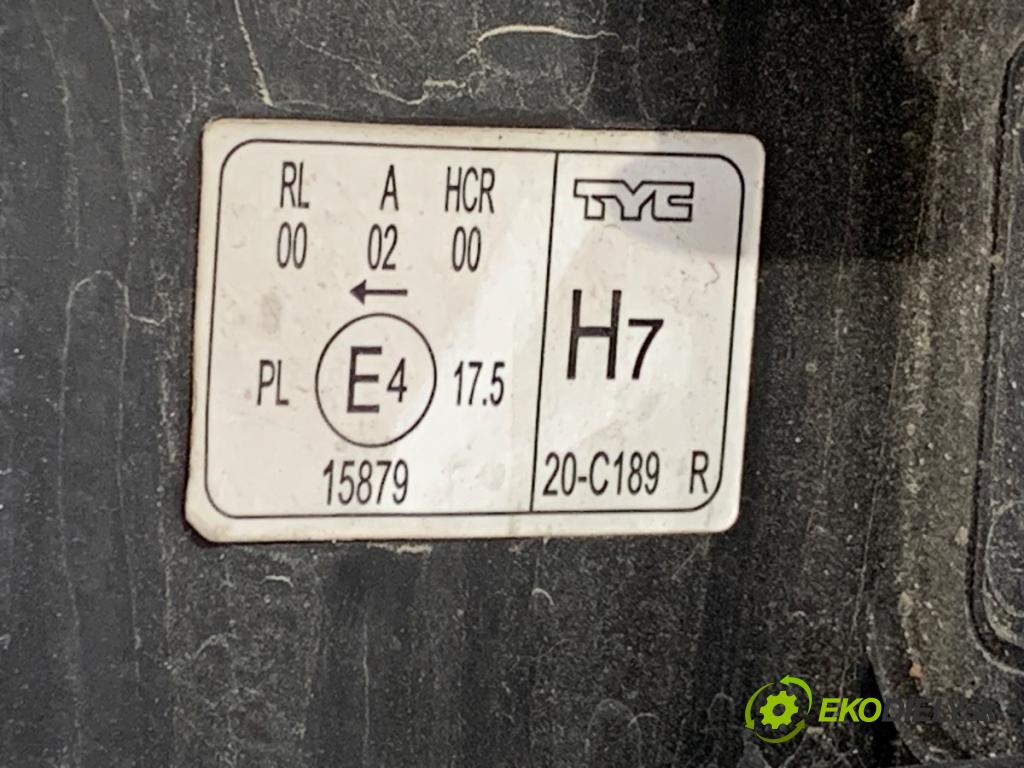 OPEL ASTRA J liftback 2010 81 kW 1.7 CDTI (68) 1686 světlomet pravý přední část