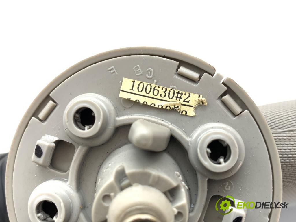 OPEL ASTRA J liftback 2010 81 kW 1.7 CDTI (68) 1686 clona sluneční levý