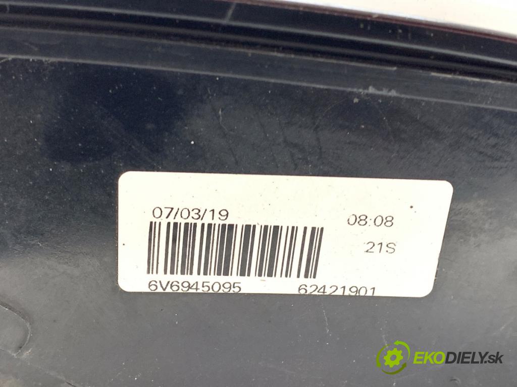 SKODA FABIA III liftback 2019 55 kW 1.0 999 světlo levý zadní část 6V6945095