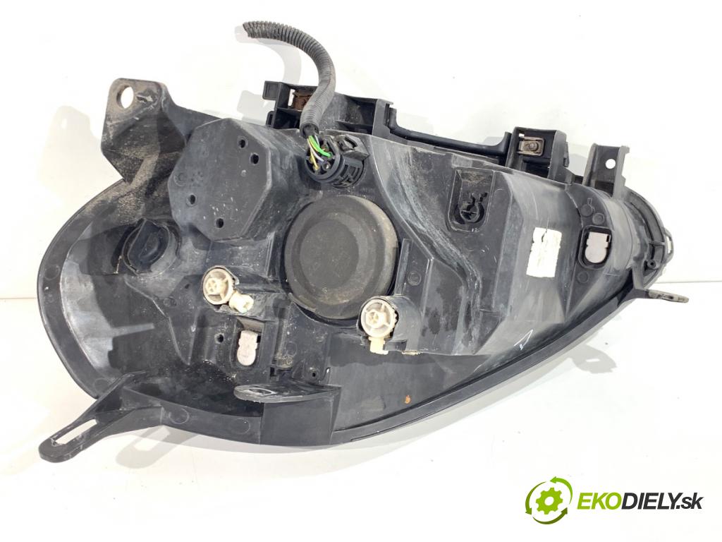 FIAT GRANDE PUNTO liftback 2015 55 kW 1.3 D Multijet 1248 Svetlomet pravy predný 519371490