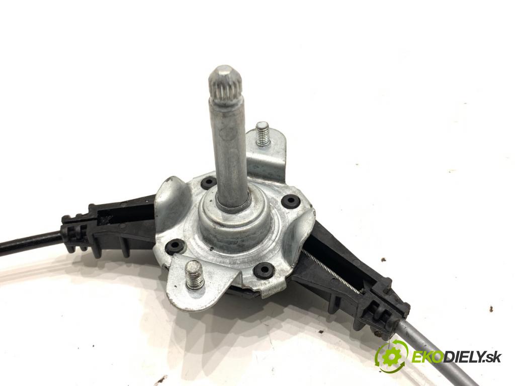 FIAT GRANDE PUNTO liftback 2015 55 kW 1.3 D Multijet 1248 mechanismus okna pravý zadní část