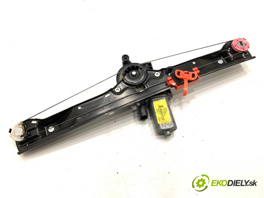 FIAT GRANDE PUNTO liftback 2015 55 kW 1.3 D Multijet 1248 mechanismus okna pravý přední část 51895384