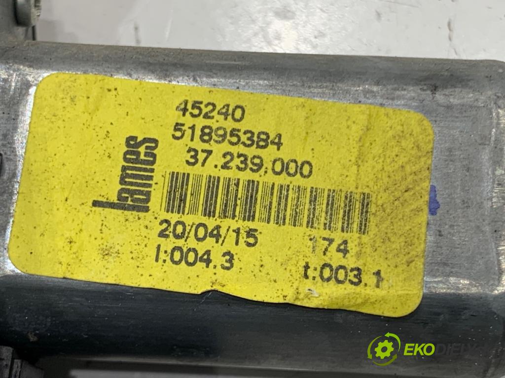 FIAT GRANDE PUNTO liftback 2015 55 kW 1.3 D Multijet 1248 mechanismus okna pravý přední část 51895384