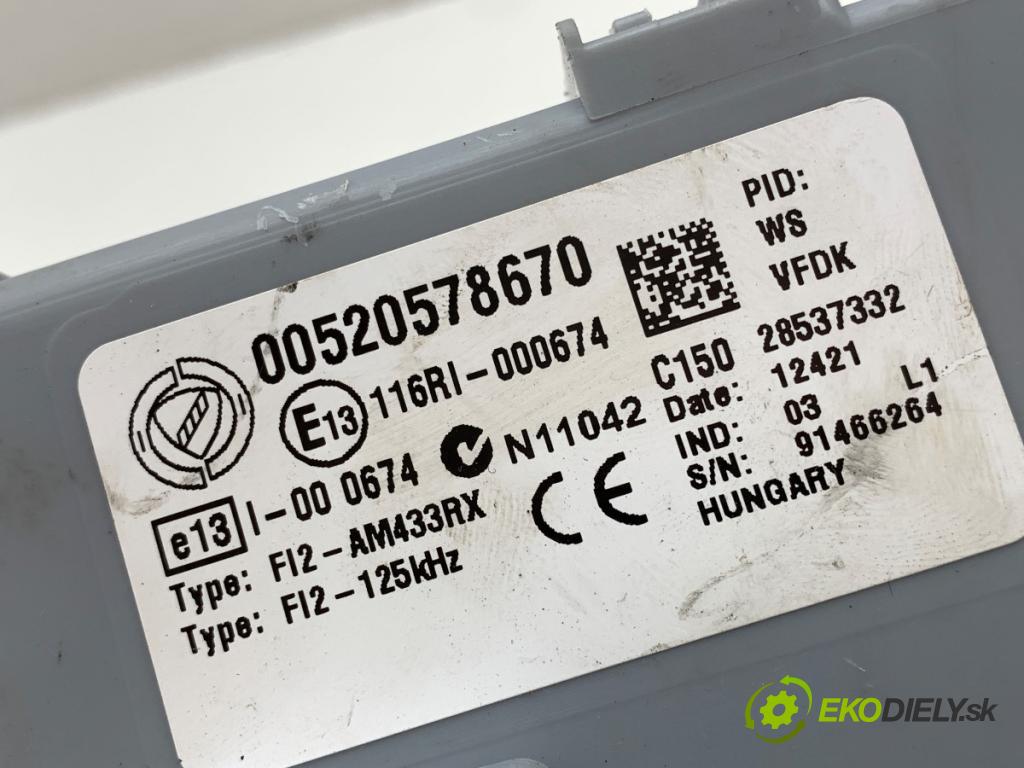 FIAT GRANDE PUNTO liftback 2015 55 kW 1.3 D Multijet 1248 modul BSI 00520578670 (Pojistková skříňka)