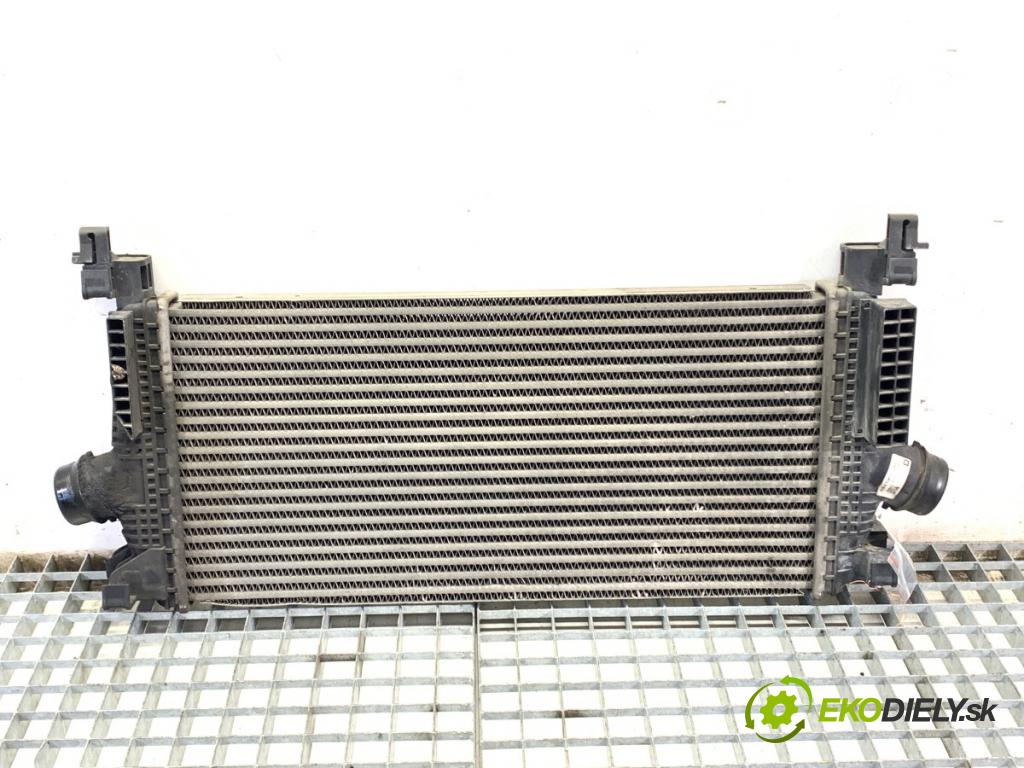 OPEL ASTRA J liftback 2010 81 kW 1.7 CDTI (68) 1686 intercooler 13267646 (Intercooler (chladič stlačeného vzduchu))