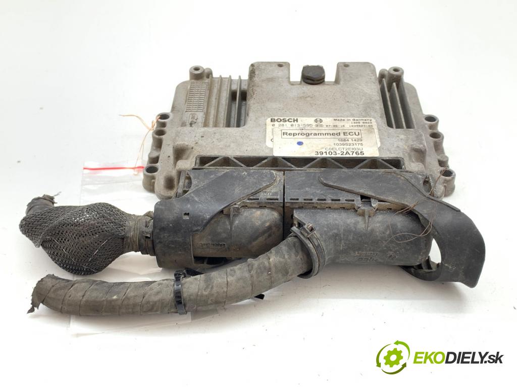 KIA CEED Kombi 2007 66 kW 1.6 CRDi 90 1582 řídící jednotka motora 39103-2A765 (Řídicí jednotka)