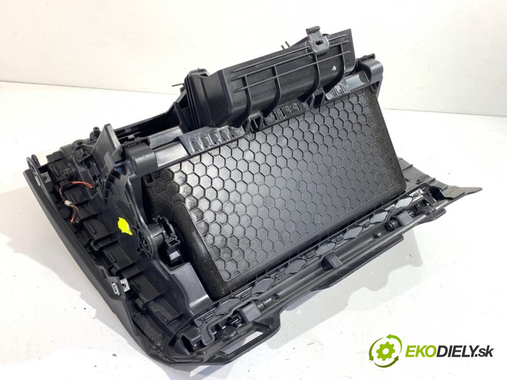 VW GOLF VII liftback 2014 77 kW 1.6 TDI 1598 přihrádka kastlík spolujezdce 5G1857097AC (Přihrádka (kastlík))