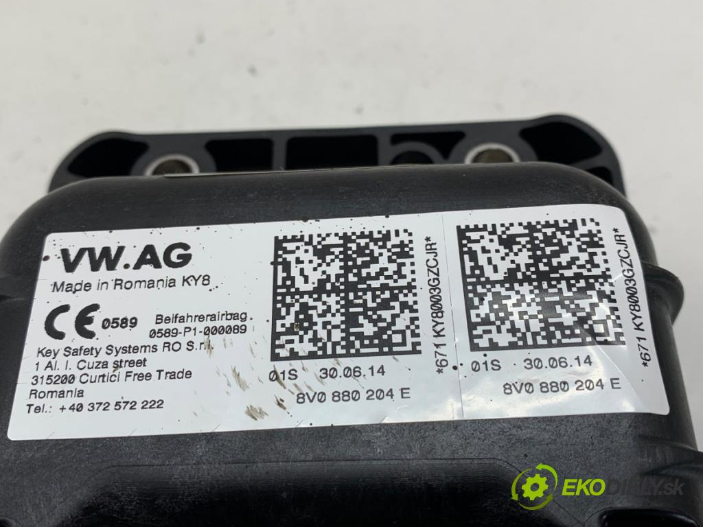 VW GOLF VII liftback 2014 77 kW 1.6 TDI 1598 AirBag spolujazdca 8V0880204E (Airbag)
