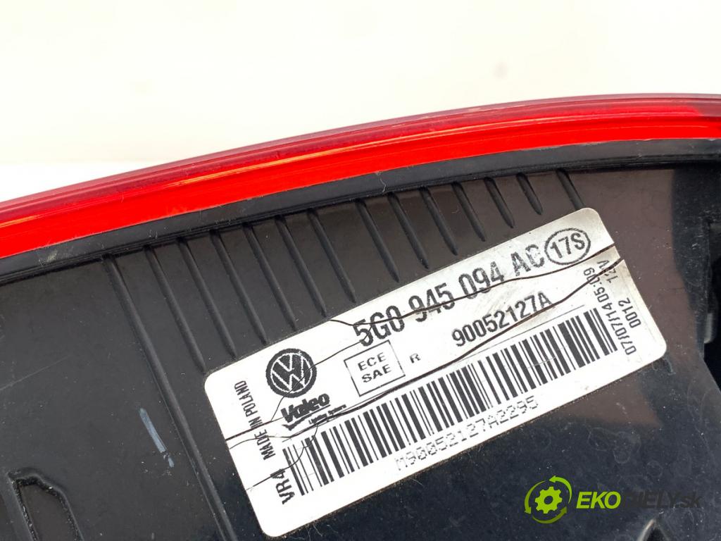 VW GOLF VII liftback 2014 77 kW 1.6 TDI 1598 Svetlo pravy zad vnútorná 5G0945094AC