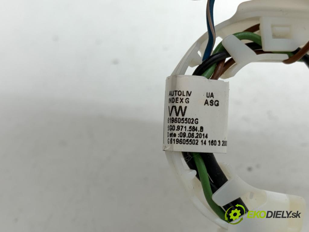 VW GOLF VII liftback 2014 77 kW 1.6 TDI 1598 Káblovačka silentbloku airbag 5G0971584G