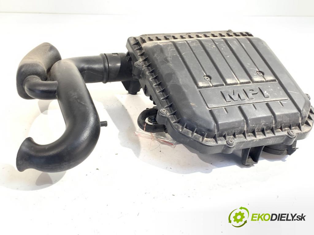 SKODA FABIA III liftback 2019 55 kW 1.0 999 Obal filtra vzduchu 04C129611J (Obal vzduchového filtra)
