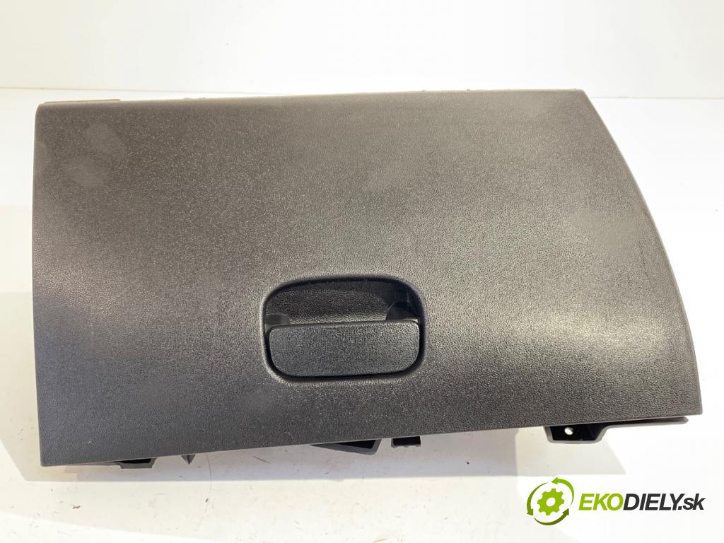 FIAT GRANDE PUNTO liftback 2015 55 kW 1.3 D Multijet 1248 přihrádka kastlík spolujezdce 735485660 (Přihrádka (kastlík))