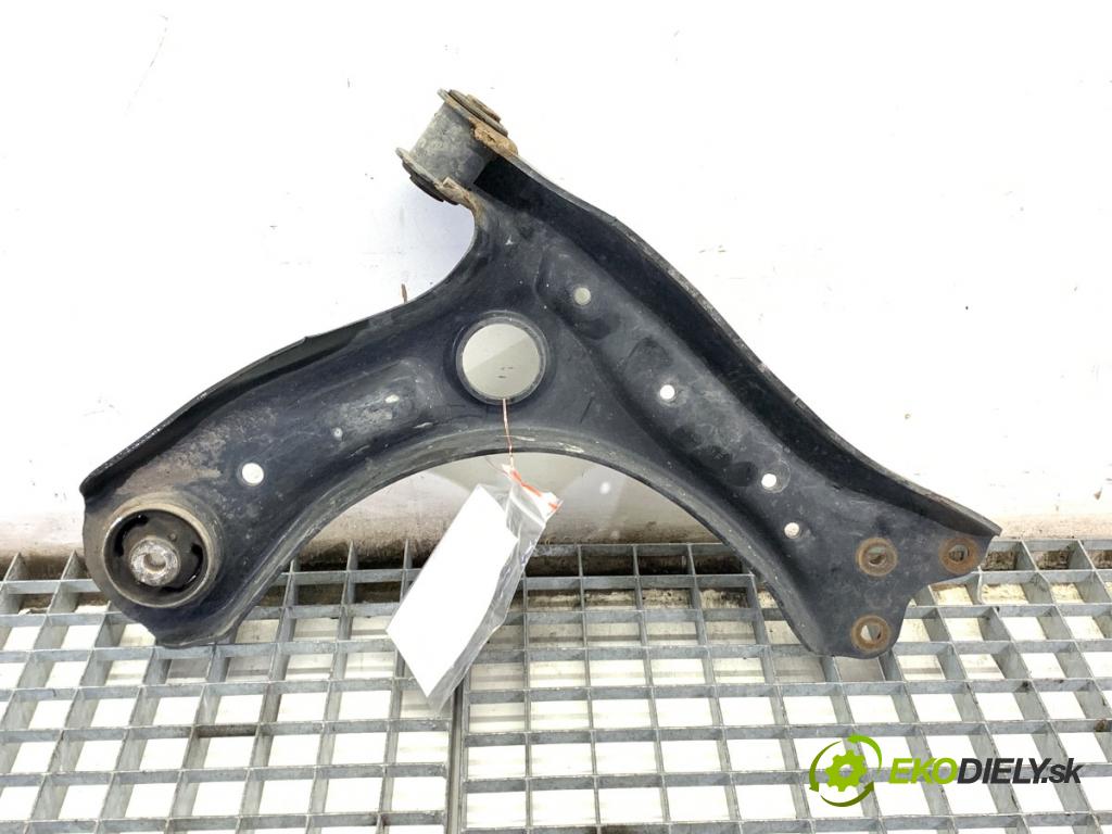 SKODA FABIA III liftback 2019 55 kW 1.0 999 Rameno ľavy predný 6R0407151F