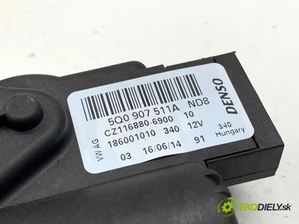 VW GOLF VII liftback 2014 77 kW 1.6 TDI 1598 motor topení 5Q0907511A