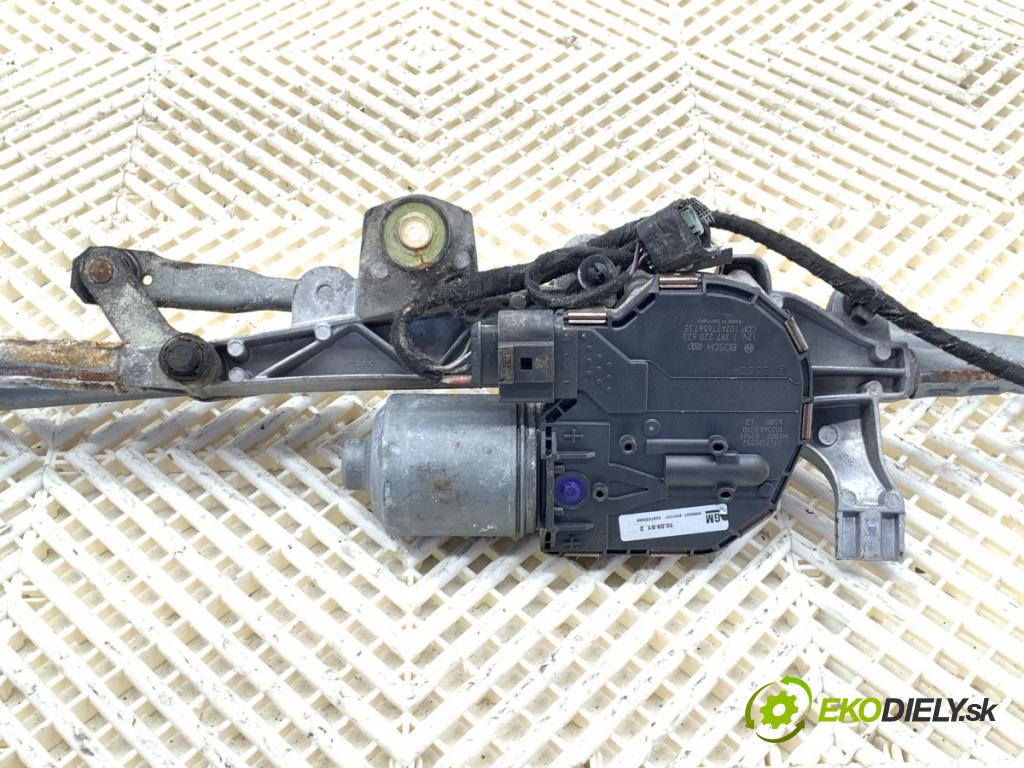 OPEL ASTRA J liftback 2010 81 kW 1.7 CDTI (68) 1686 Mechanizmus stieračov predný 3397020986 (Motorček stieračov predný)