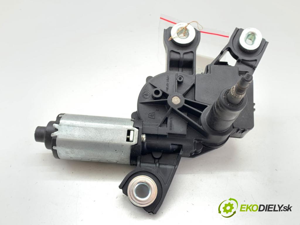 VW PASSAT B7 Kombi 2012 125 kW 2.0 TDI 1968 Motor stieračov zad 3C9955711A