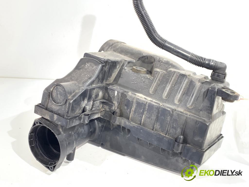 VW PASSAT B7 Kombi 2012 125 kW 2.0 TDI 1968 Obal filtra vzduchu 3C0129607BC (Obal vzduchového filtra)
