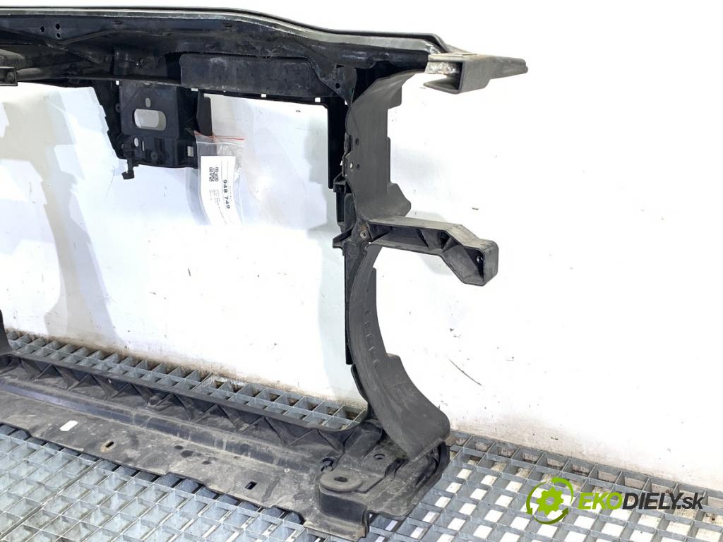 VW PASSAT B7 Kombi 2012 125 kW 2.0 TDI 1968 držák přední část 3AA805588D (Přední výztuha)